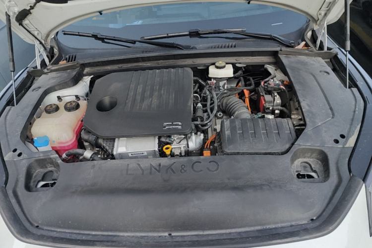 Used Lynk & Co 07 2024 EM-P 126 Long-Range Ultra Engine Bay