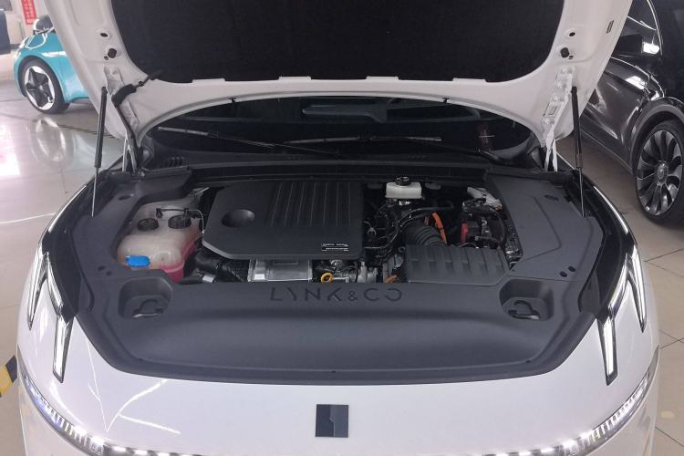Used Lynk & Co 07 2024 EM-P 126 Long-Range Ultra Engine Bay