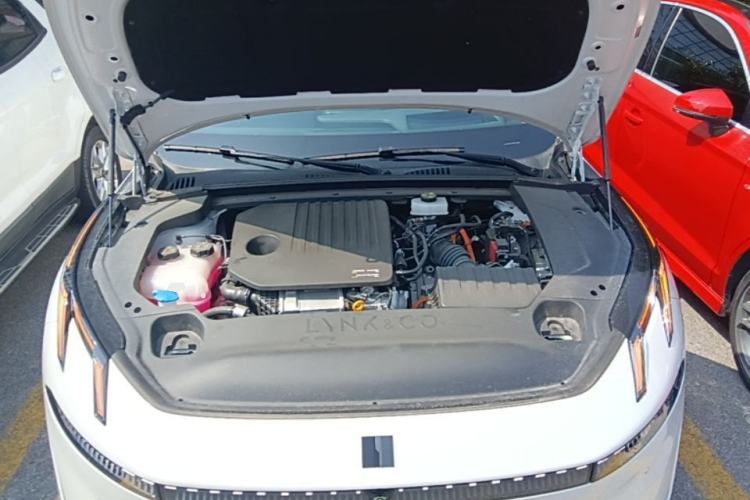 Used Lynk & Co 07 2024 EM-P 126 Long-Range Ultra Engine Bay