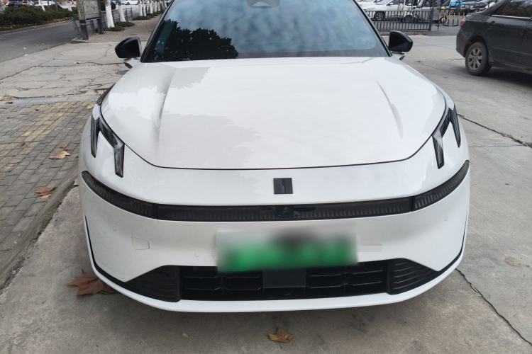 Used Lynk & Co 07 2024 EM-P 126 Long-Range Ultra Exterior 1