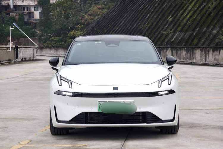 Used Lynk & Co 07 2024 EM-P 126 Long-Range Ultra Exterior 8
