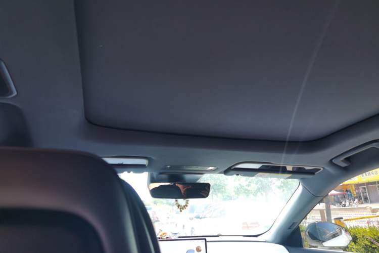 Used Lynk & Co 07 2024 EM-P 126 Long-Range Halo Headliner