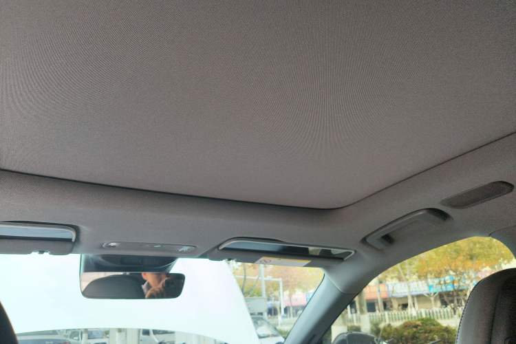 Used Lynk & Co 07 2024 EM-P 126 Long-Range Ultra Headliner