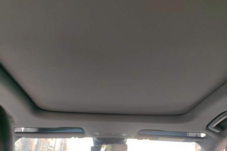 Used Lynk & Co 07 2024 EM-P 126 Long-Range Ultra Headliner