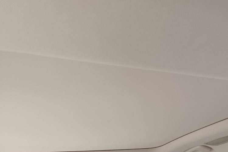 Used Lynk & Co 07 2024 EM-P 126 Long-Range Halo Headliner