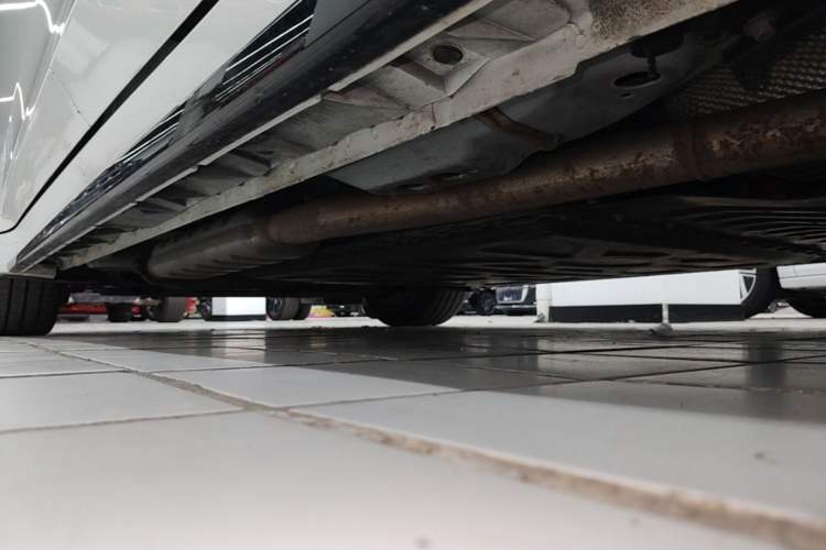Used Lynk & Co 07 2024 EM-P 126 Long-Range Halo Left Side Sill