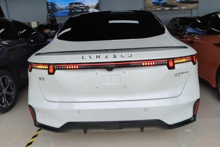 Used Lynk & Co 07 2024 EM-P 126 Long-Range Ultra Rear