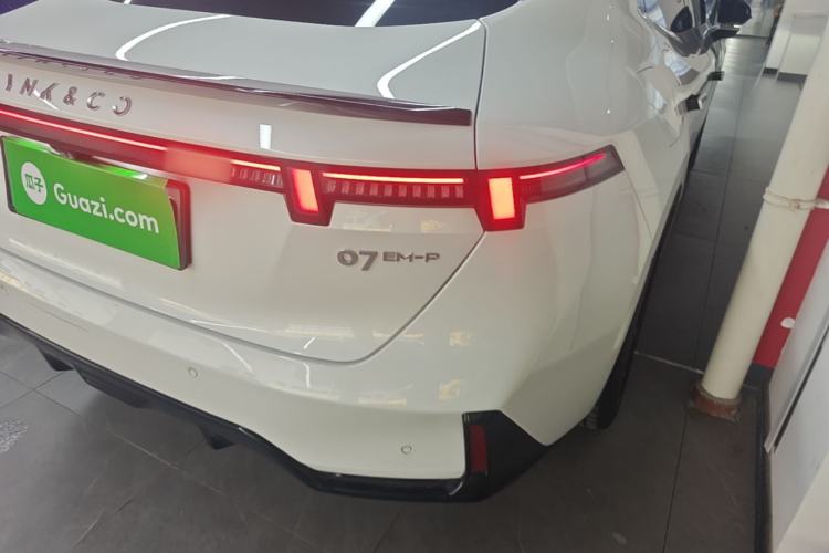 Used Lynk & Co 07 2024 EM-P 126 Long-Range Halo Right Rear Taillight