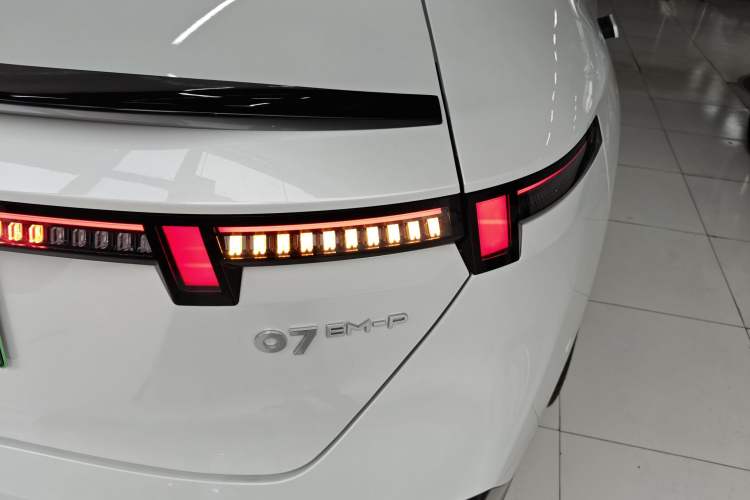 Used Lynk & Co 07 2024 EM-P 126 Long-Range Intelligent Driving Ultra Right Rear Taillight