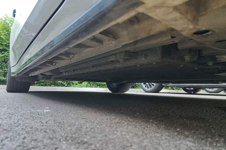 Used Lynk & Co 07 2024 EM-P 126 Long-Range Ultra Right Side Sill