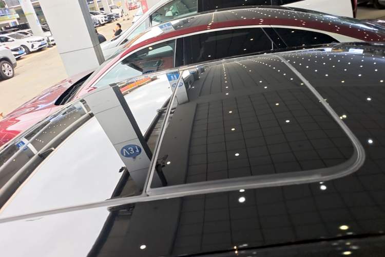Used Lynk & Co 07 2024 EM-P 126 Long-Range Halo Roof