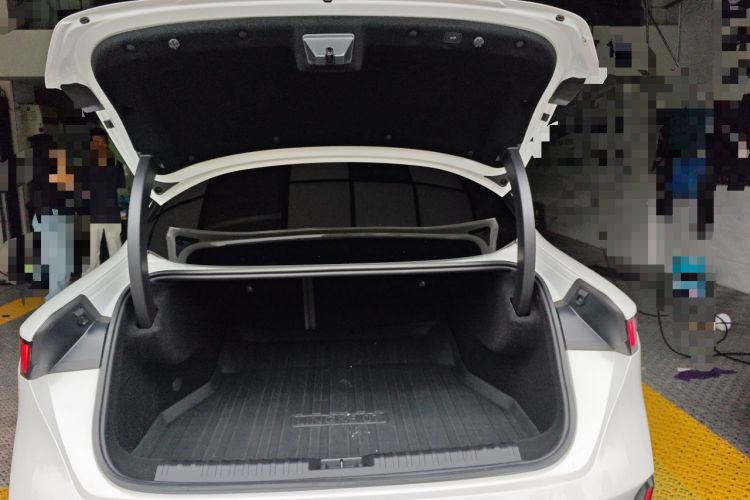 Used Lynk & Co 07 2024 EM-P 126 Long-Range Ultra Trunk