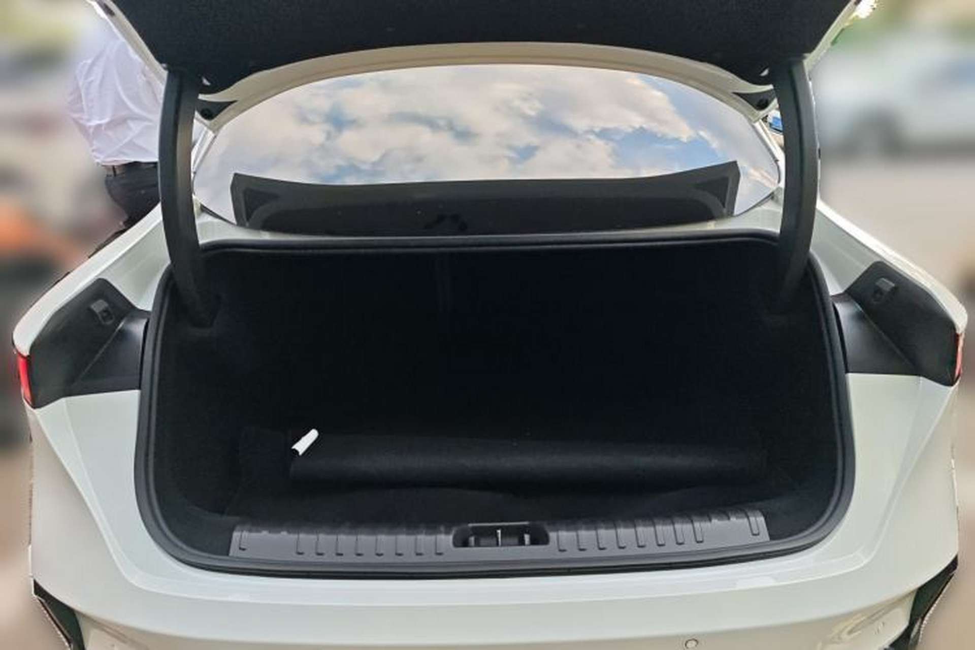 Used Lynk & Co 07 2024 EM-P 126 Long-Range Ultra Trunk