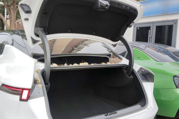 Used Lynk & Co 07 2024 EM-P 126 Long-Range Ultra Trunk