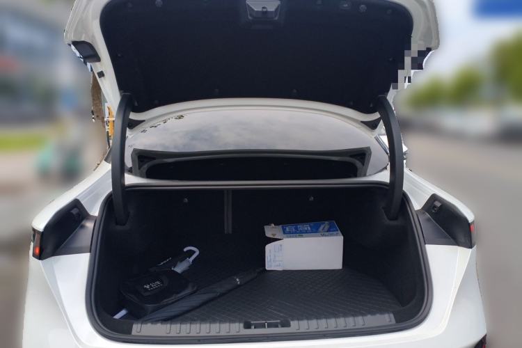 Used Lynk & Co 07 2024 EM-P 126 Long-Range Ultra Trunk