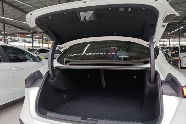 Used Lynk & Co 07 2024 EM-P 126 Long-Range Intelligent Driving Ultra Trunk
