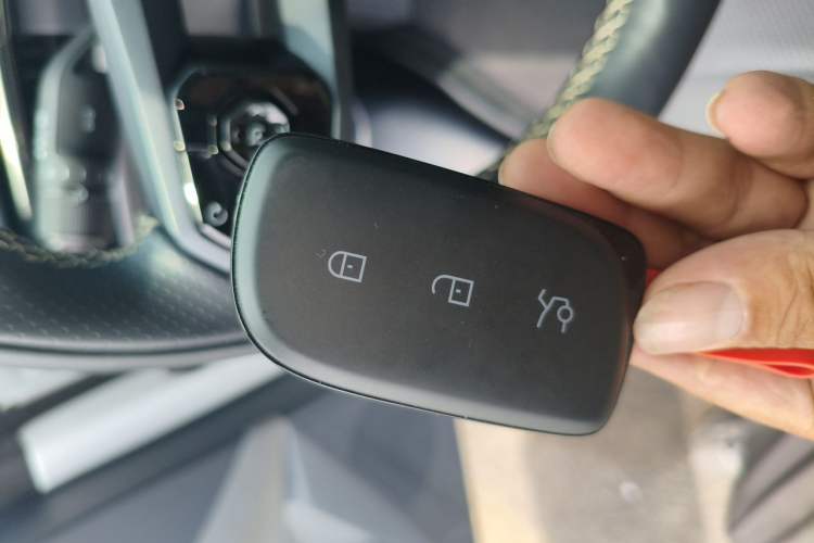 Used Lynk & Co 07 2024 EM-P 126 Long-Range Ultra Vehicle Key