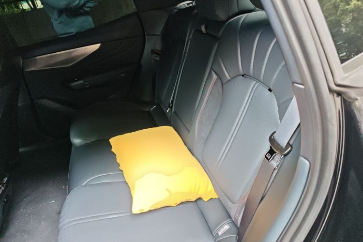 Used Lynk & Co 07 2026 Model 126 Long-Range Ultra Left Rear Seat