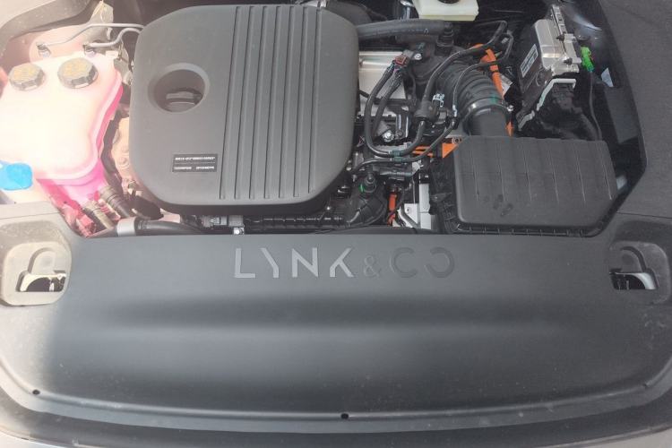 Used Lynk & Co 07 2026 Model 126 Long-Range Ultra Engine Bay