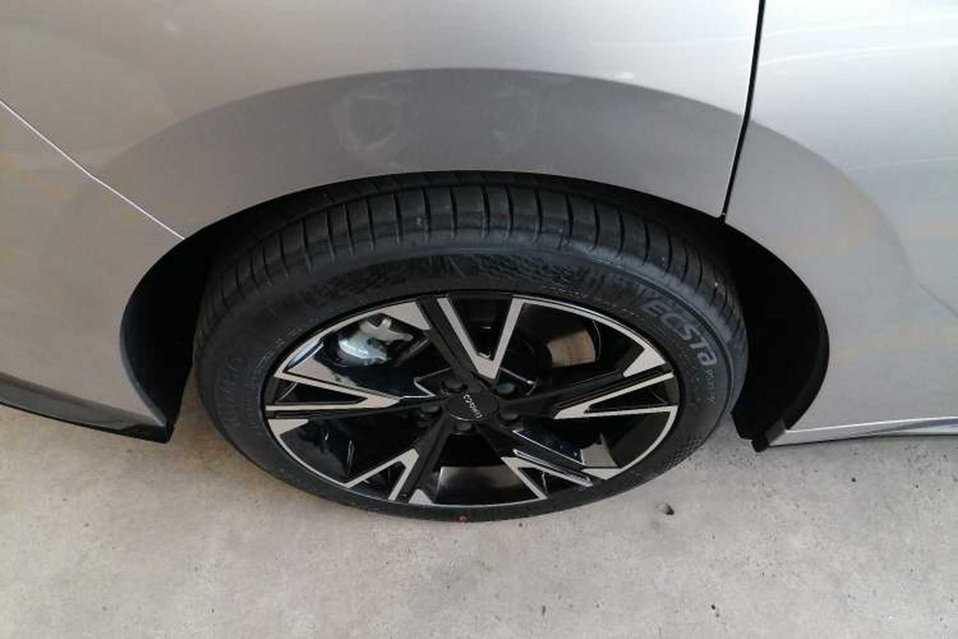 Used Lynk & Co 07 2026 Model 126 Long-Range Ultra Exterior 8