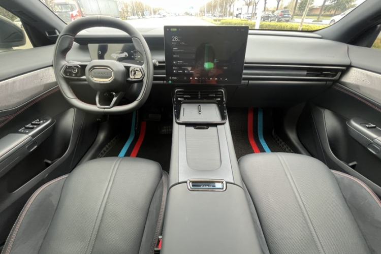 Used Lynk & Co 07 2026 Model 126 Long-Range Ultra Interior 10