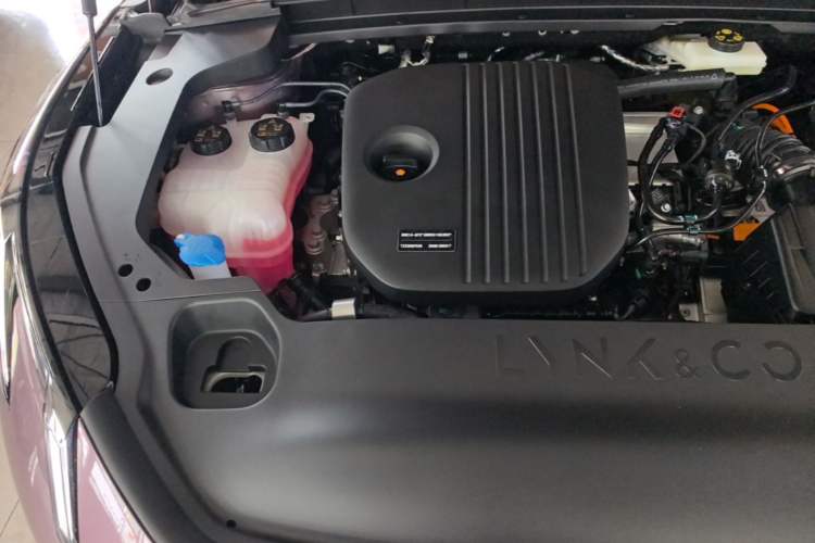 Used Lynk & Co 07 2026 Model 126 Long-Range Ultra Engine Bay Right