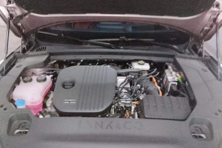 Used Lynk & Co 07 2026 Model 126 Long-Range Ultra H7 Engine Bay