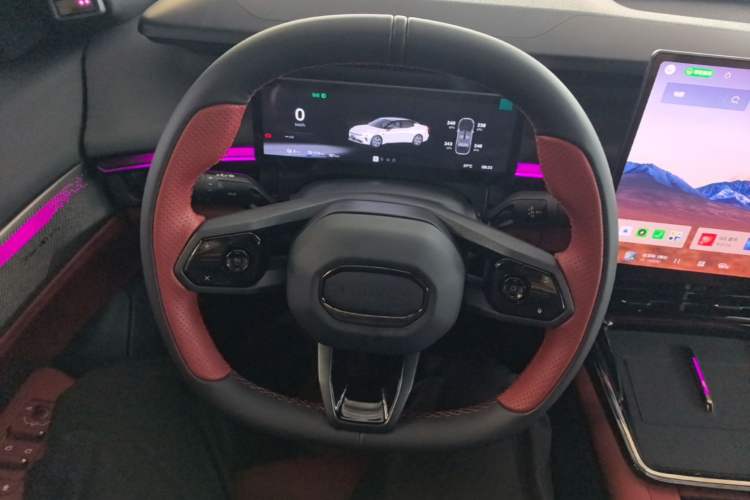 Used Lynk & Co 07 2026 Model 126 Long-Range Ultra Steering Wheel