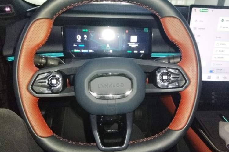 Used Lynk & Co 07 2026 Model 126 Long-Range Ultra H7 Steering Wheel