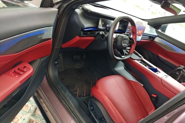 Used Lynk & Co 07 2026 Model 126 Long-Range Ultra Driver Seat