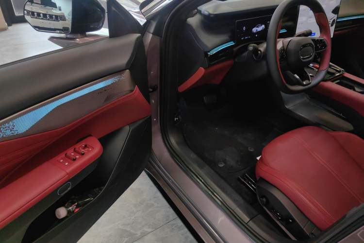 Used Lynk & Co 07 2026 Model 126 Long-Range Ultra H7 Driver Seat