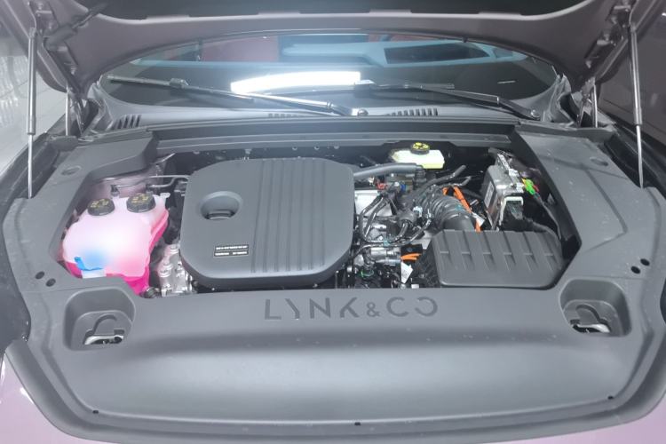 Used Lynk & Co 07 2026 Model 126 Long-Range Ultra H7 Engine Bay