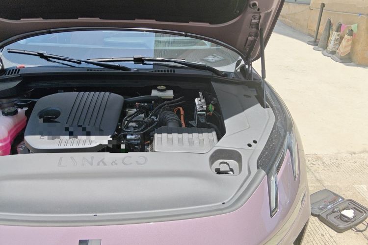 Used Lynk & Co 07 2026 Model 126 Long-Range Ultra H7 Engine Bay Left