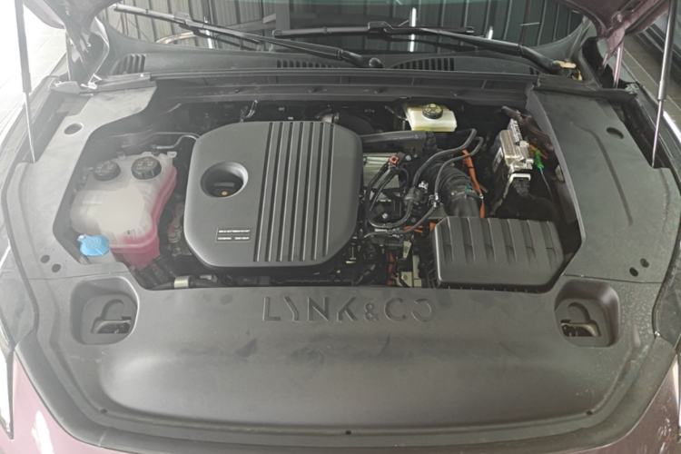 Used Lynk & Co 07 2026 Model 126 Long-Range Ultra H7 Engine Bay