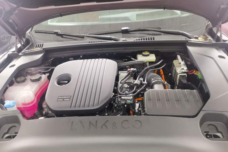 Used Lynk & Co 07 2026 Model 126 Long-Range Ultra H7 Engine Bay
