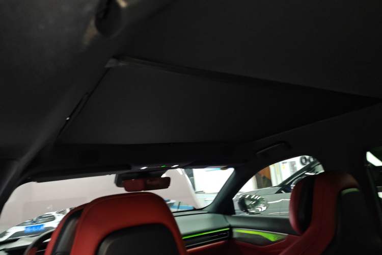 Used Lynk & Co 07 2026 Model 126 Long-Range Ultra H7 Headliner