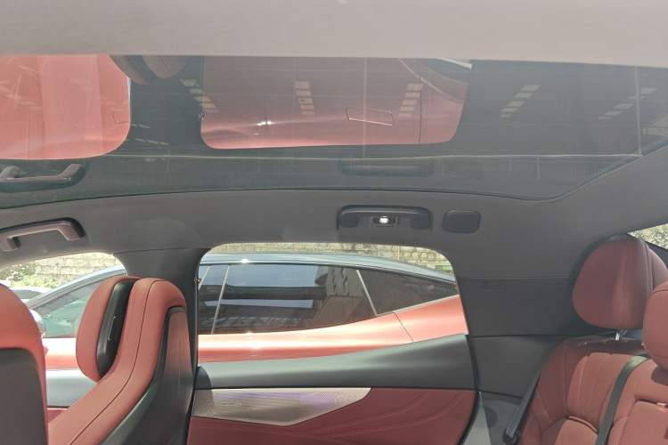 Used Lynk & Co 07 2026 Model 126 Long-Range Ultra H7 Headliner
