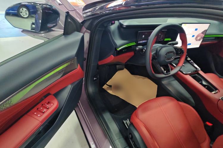 Used Lynk & Co 07 2026 Model 126 Long-Range Ultra H7 Interior 3