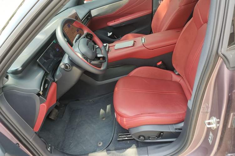 Used Lynk & Co 07 2026 Model 126 Long-Range Ultra H7 Left Front Seat