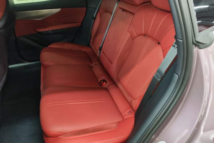 Used Lynk & Co 07 2026 Model 126 Long-Range Ultra H7 Left Rear Seat