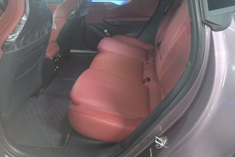 Used Lynk & Co 07 2026 Model 126 Long-Range Ultra H7 Left Rear Seat