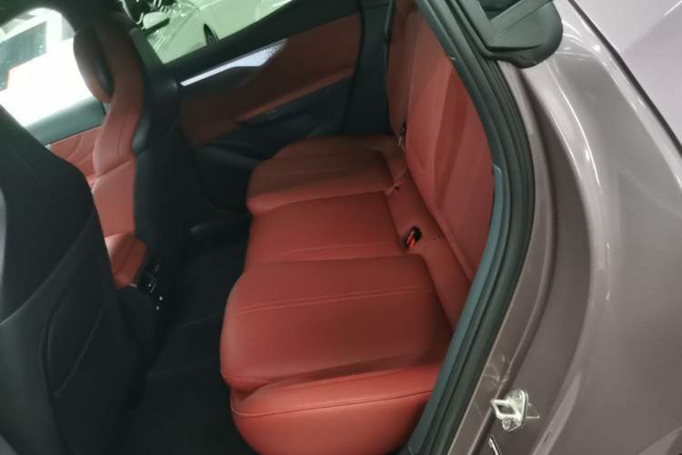 Used Lynk & Co 07 2026 Model 126 Long-Range Ultra H7 Left Rear Seat