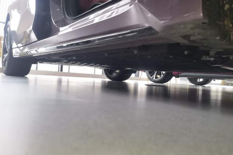Used Lynk & Co 07 2026 Model 126 Long-Range Ultra H7 Right Side Sill