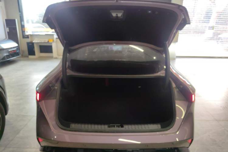 Used Lynk & Co 07 2026 Model 126 Long-Range Ultra H7 Trunk
