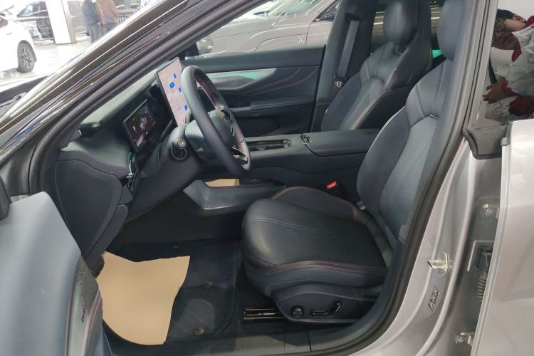 Used Lynk & Co 07 2026 Model 126 Long-Range Ultra H7 Left Front Seat