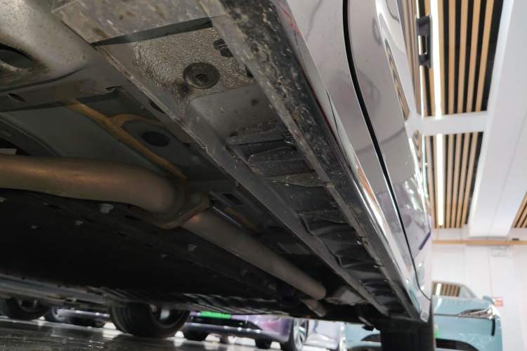 Used Lynk & Co 07 2026 Model 126 Long-Range Ultra H7 Left Side Sill