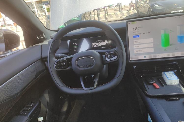 Used Lynk & Co 07 2026 Model 126 Long-Range Ultra Steering Wheel