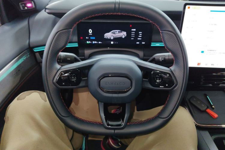 Used Lynk & Co 07 2026 Model 126 Long-Range Ultra H7 Steering Wheel