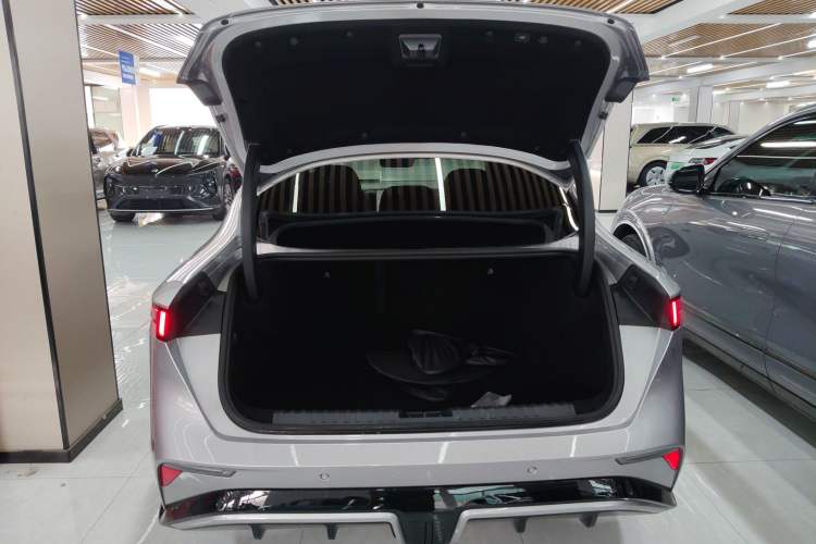Used Lynk & Co 07 2026 Model 126 Long-Range Ultra H7 Trunk