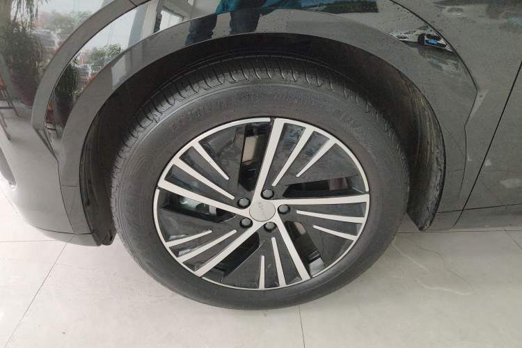 Used Lynk & Co 08 EM-P 2025 245km Ultra-Long Range Halo Left Front Wheel Hub
